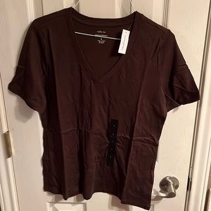 Banana Republic short sleeve tee. Dark brown. Size small never worn.